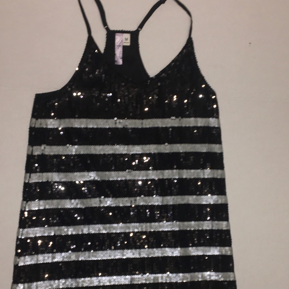 Alga sequins dress.
